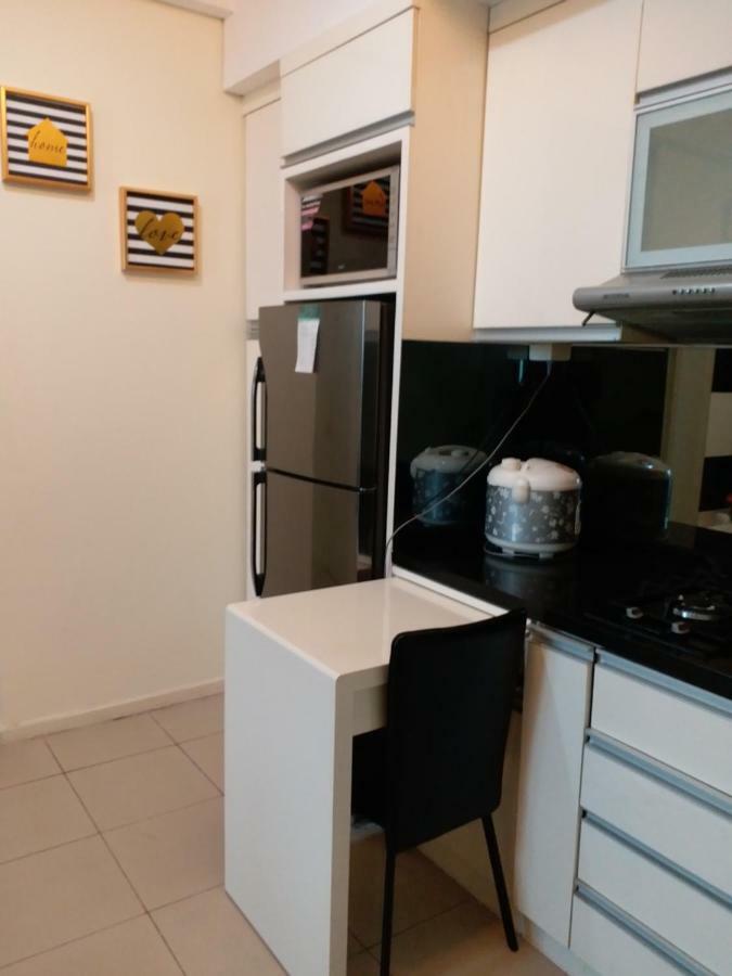Apartment Cosmo Terrace Giacarta Esterno foto